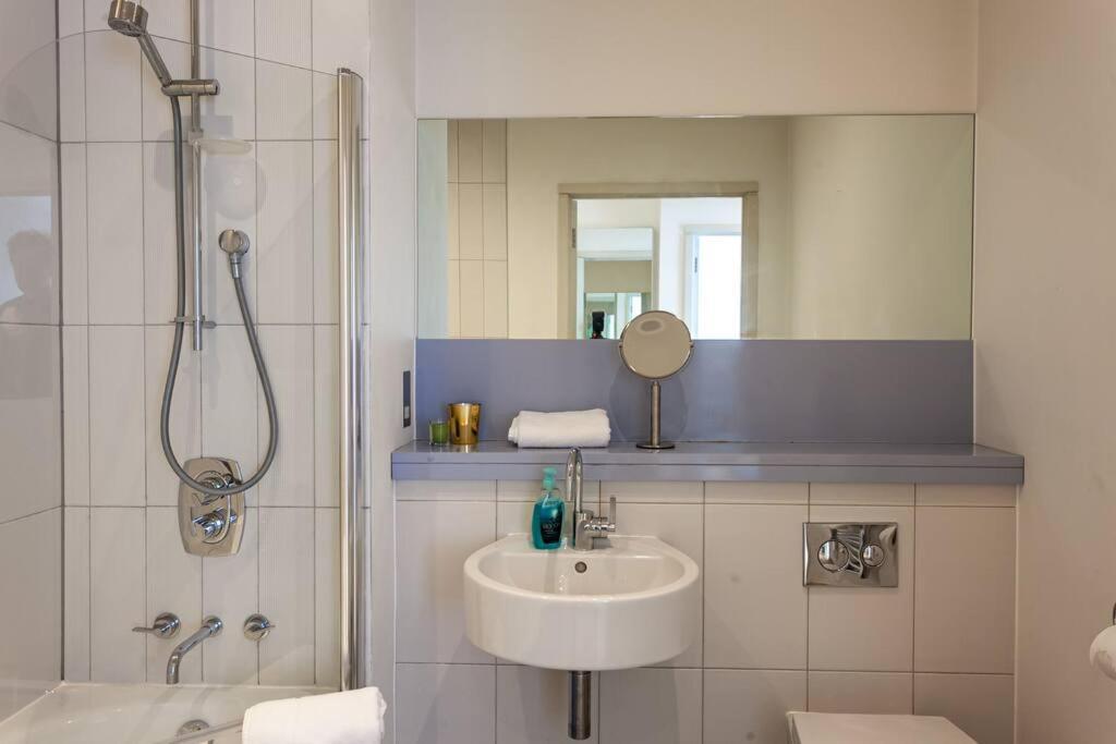 Iconic Luxury Manchester Apartment Ngoại thất bức ảnh